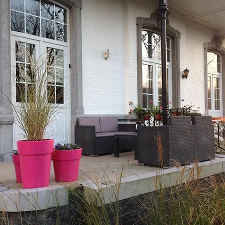 Le De La Madeleine *